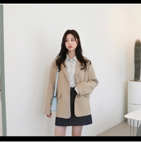 66girls Jackets & Blazers - Oversized light beige blazer
